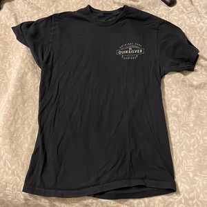 Black quicksilver Tshirt